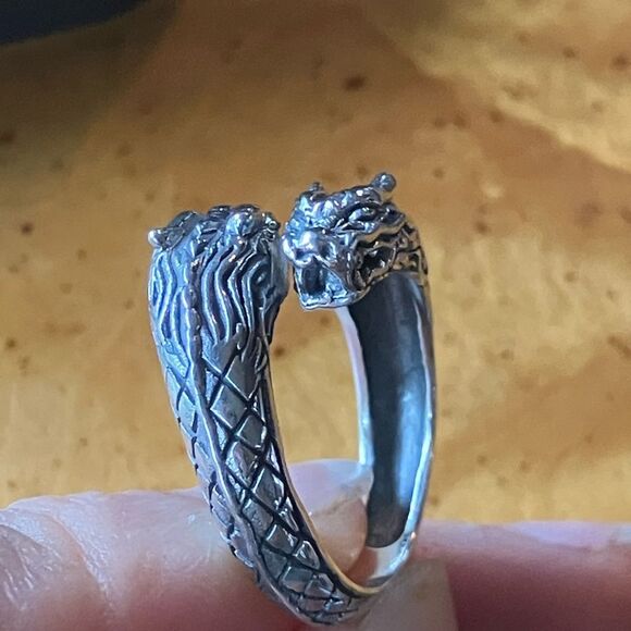 Sterling Silver Dragon Ring Size 6 - Picture 9 of 9